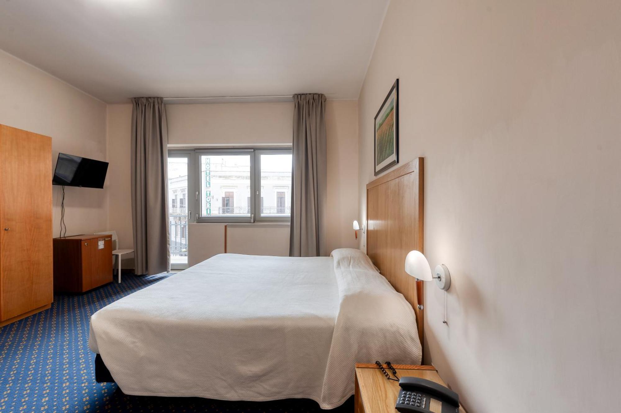 Hotel Barsotti ブリンディジ エクステリア 写真