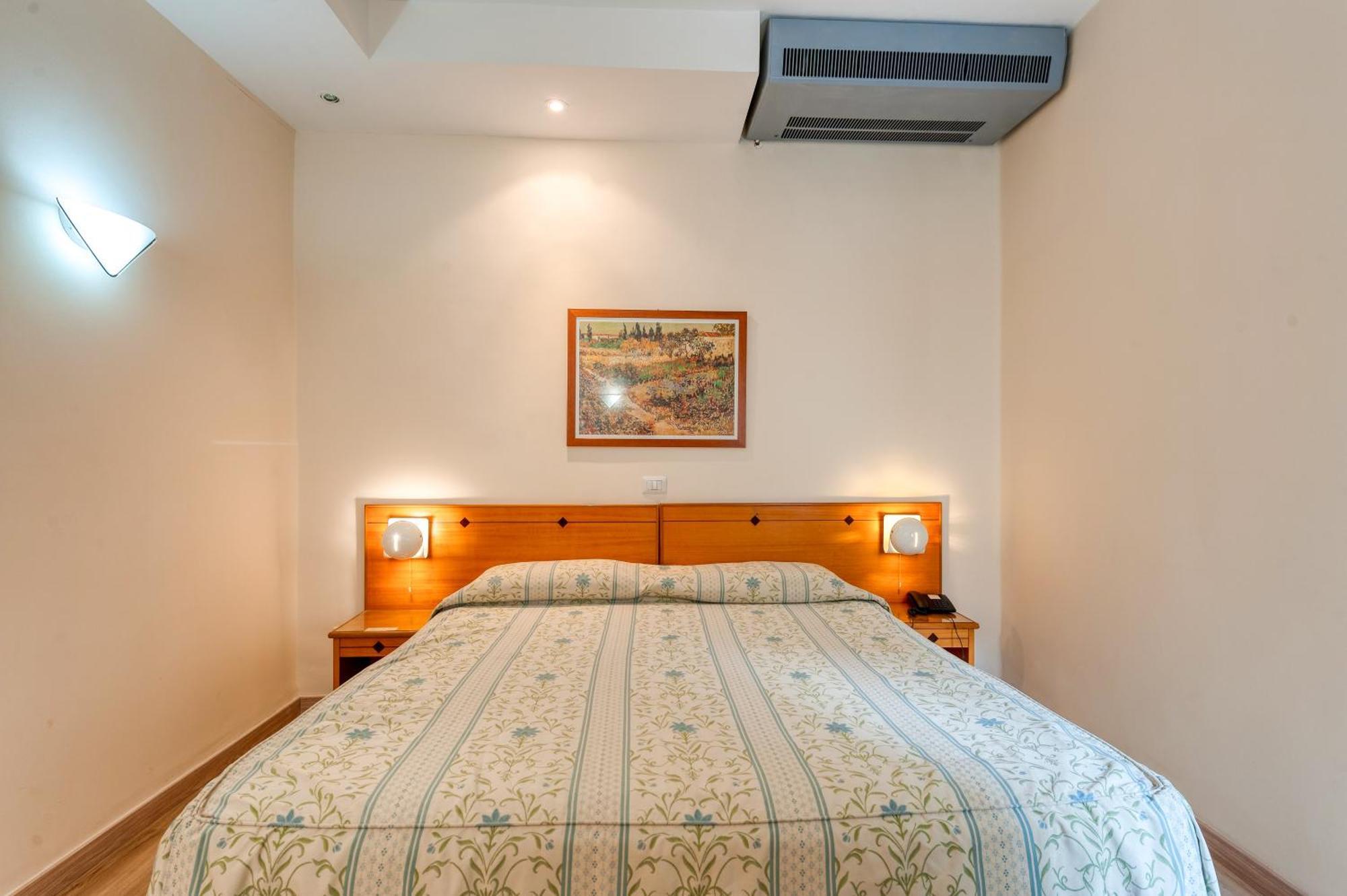 Hotel Barsotti ブリンディジ エクステリア 写真