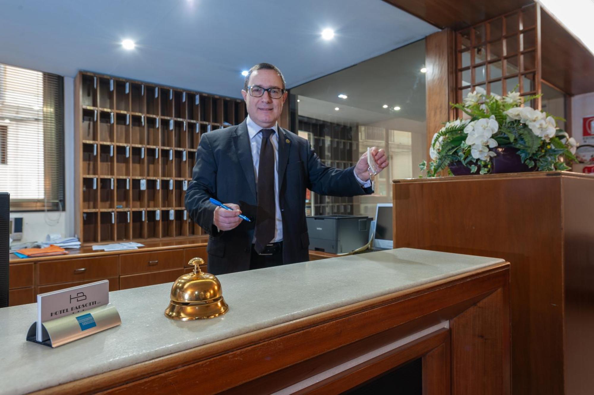 Hotel Barsotti ブリンディジ エクステリア 写真