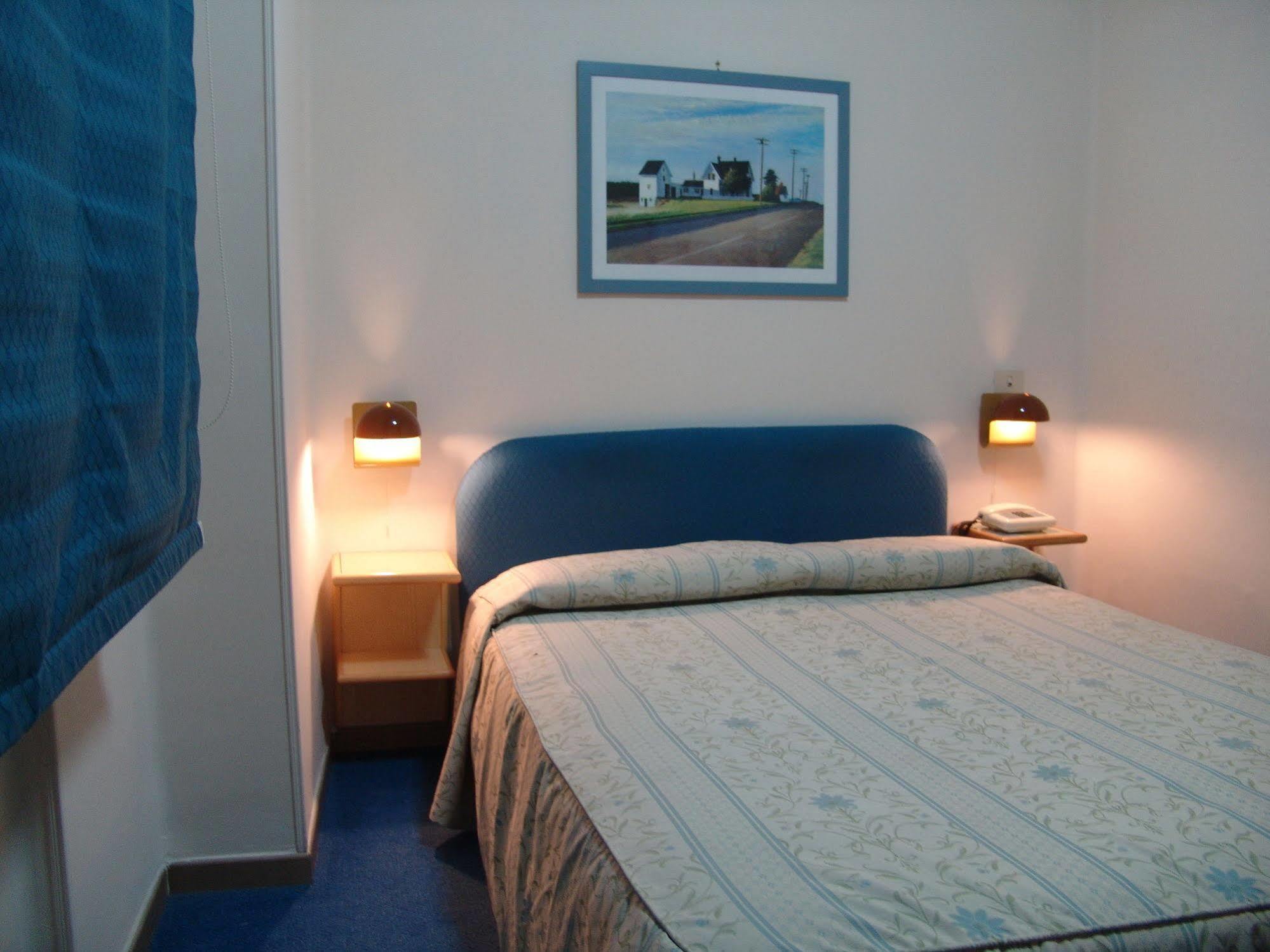 Hotel Barsotti ブリンディジ エクステリア 写真